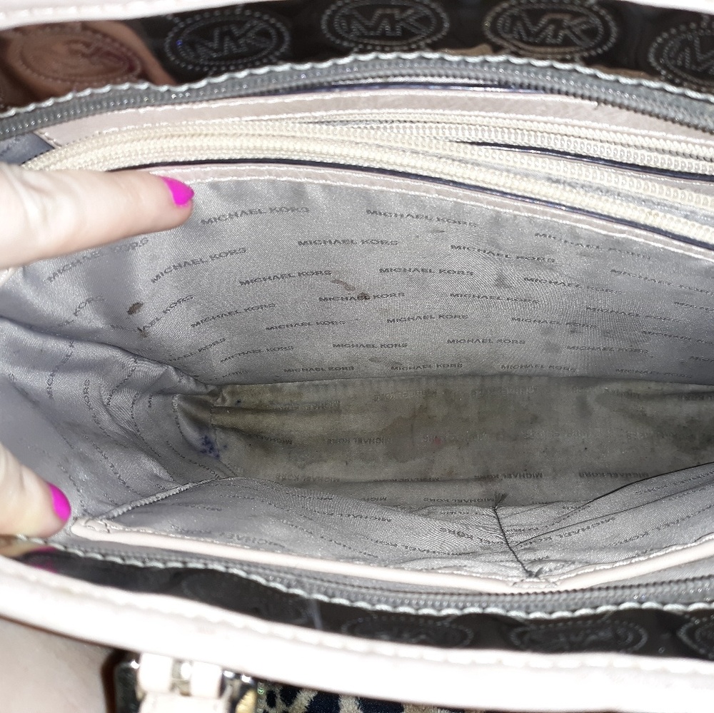 Purse - Picture 6 of 8